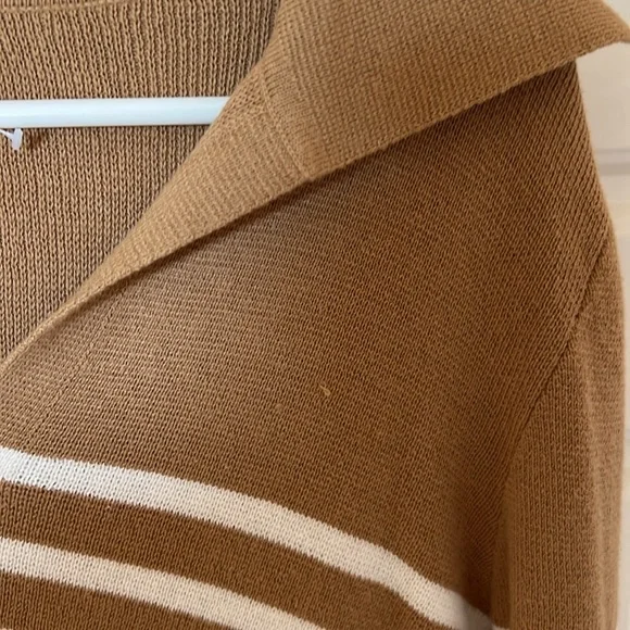 V neck sweater - Picture 4 of 4